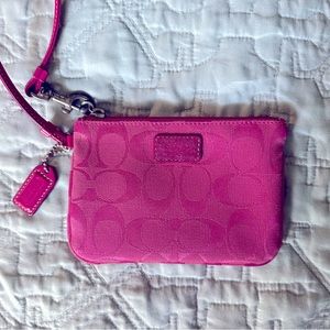 vintage COACH fuchsia wristlet
